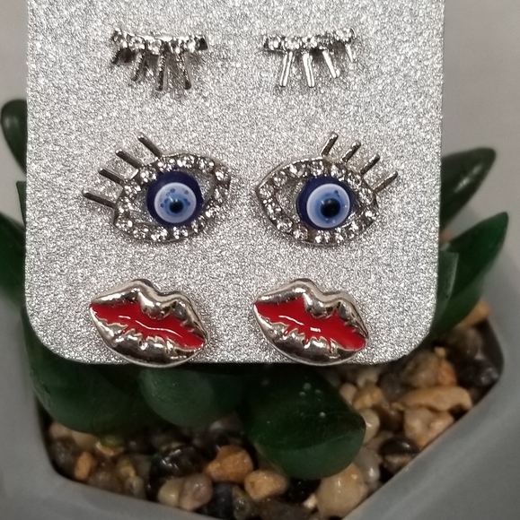 π 3/30 Evil Eye earings 3 pairs